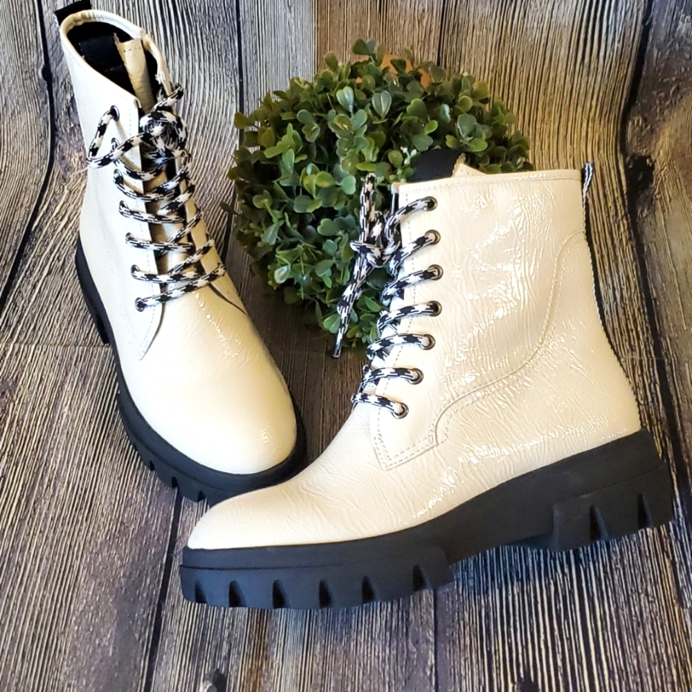 🌸FRANCO SARTO ROBBIE COMBAT BOOTS